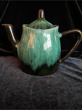 Vintage Blue Mountain Pottery Blue-green Drip Glaze Teapot READ